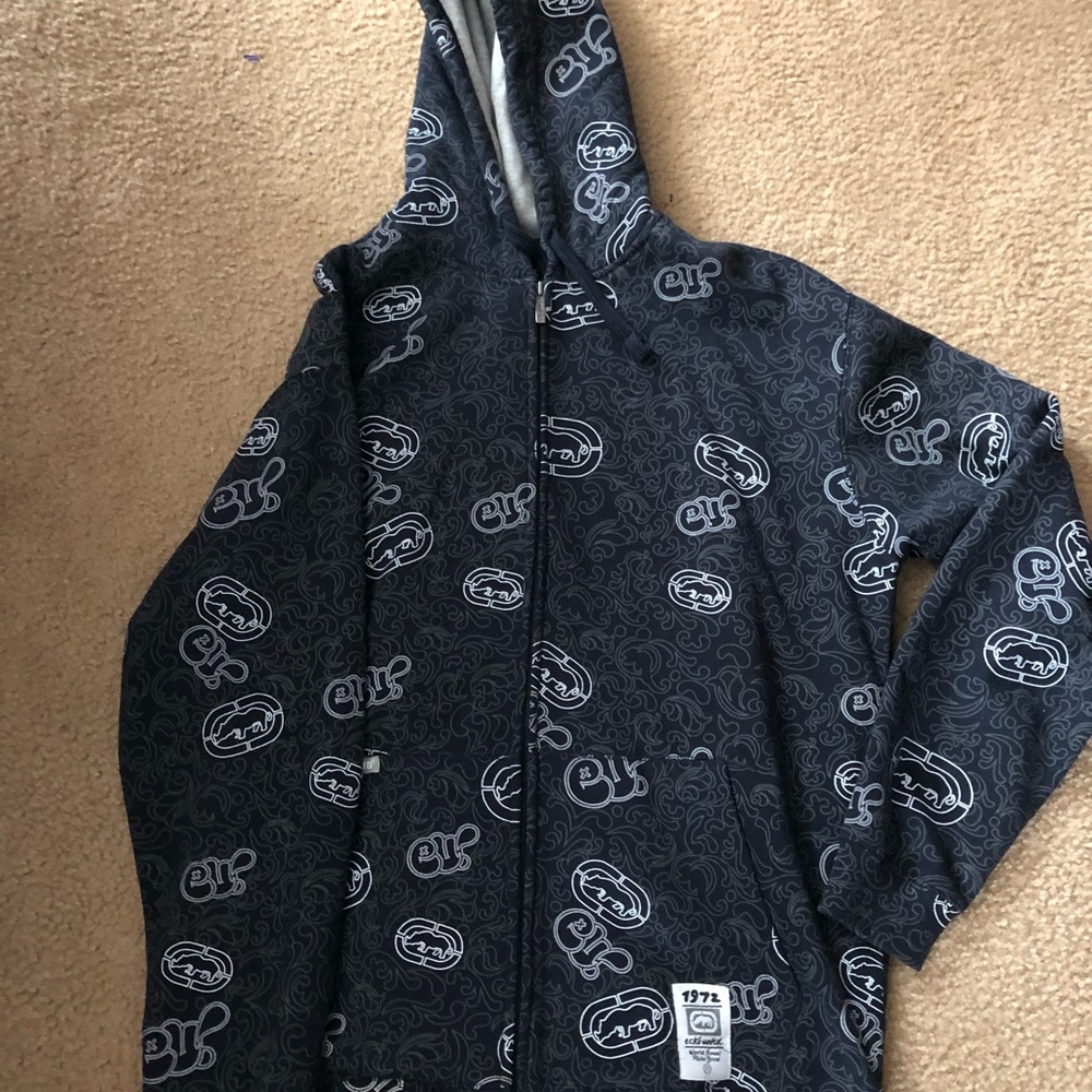 Hoodies - Picture 3 of 10